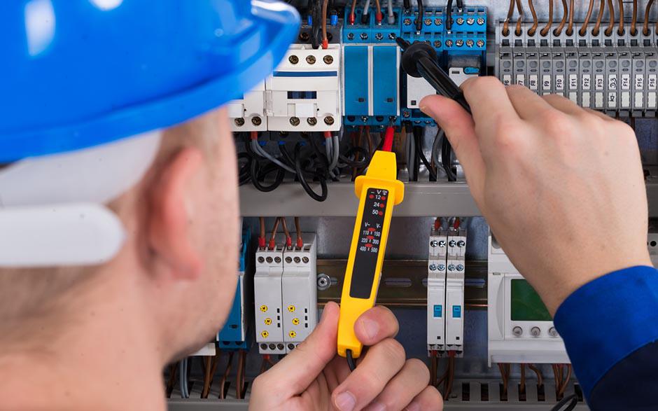 besoin d'un électricien Paris 17